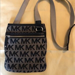 Michael Kors Crossbody Bag